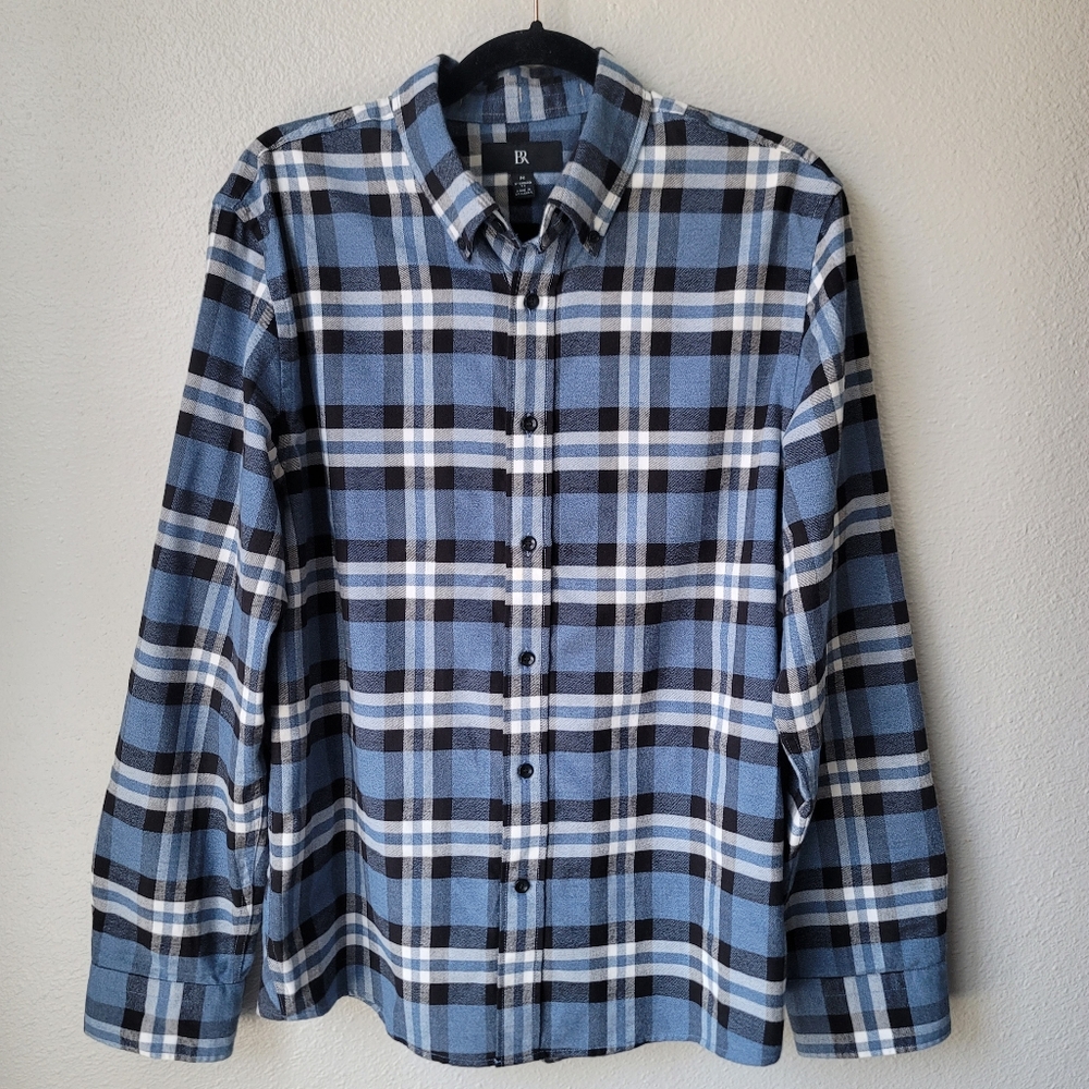Banana Republic Luxe Flannel Standard Fit Button Down Shirt Medium Blue Plaid